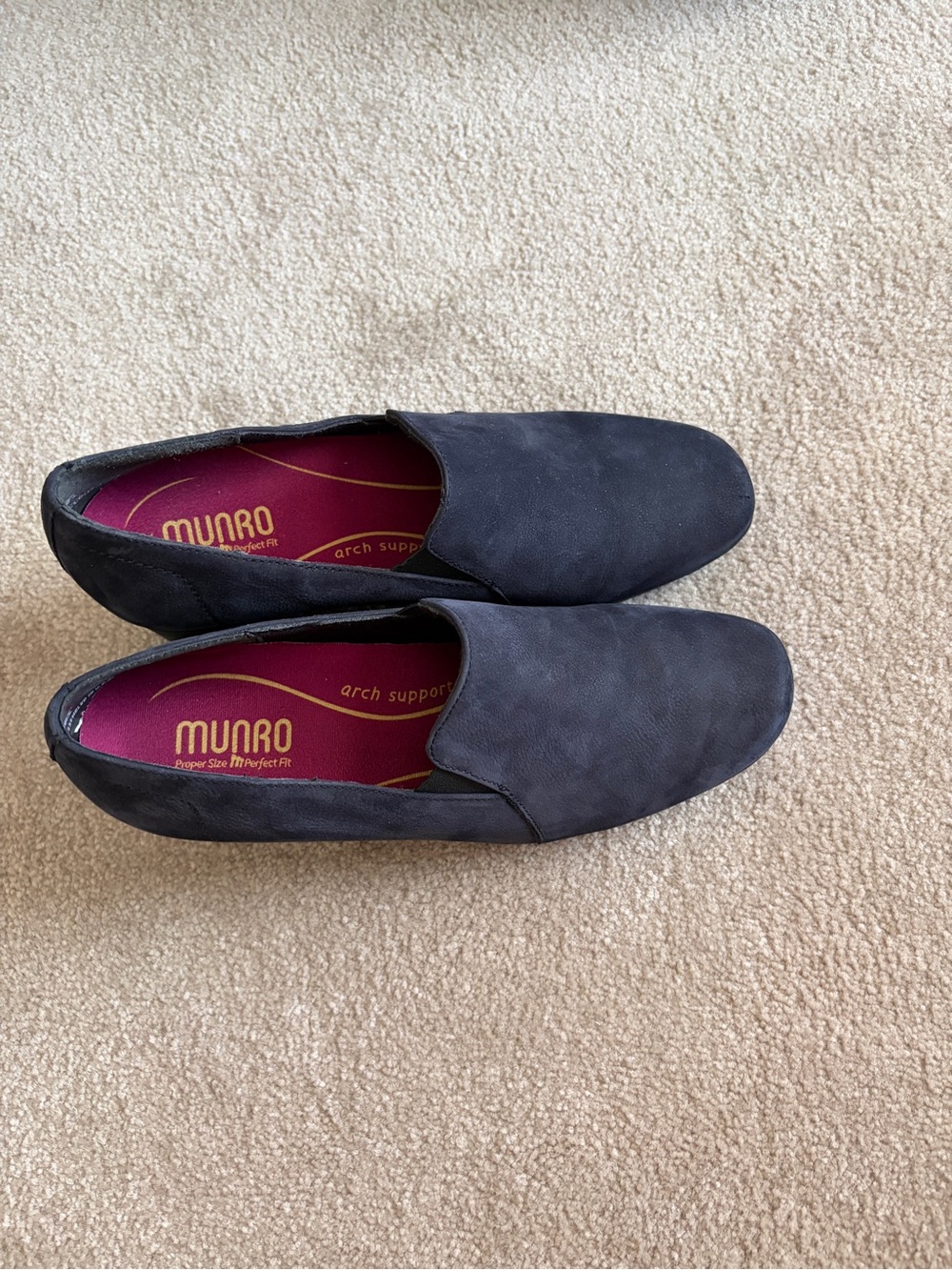 Munro Slip-On Heel
